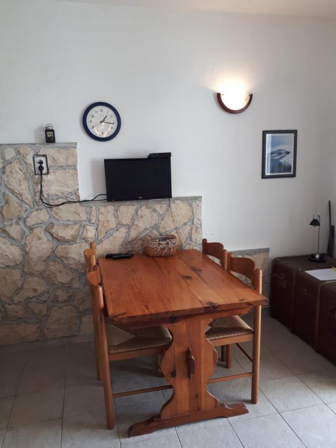 Apartmani Sikic เมทายนา ภายนอก รูปภาพ