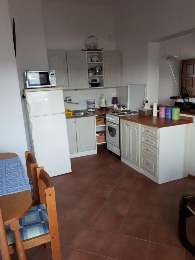 Apartmani Sikic เมทายนา ภายนอก รูปภาพ